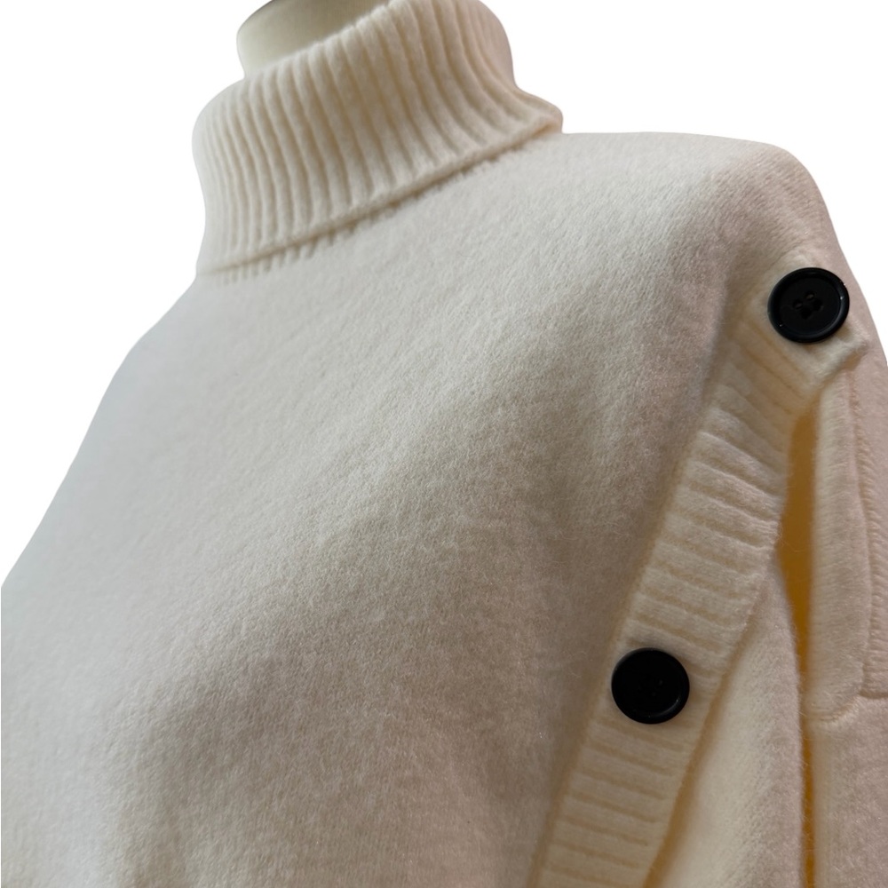 FLATWHITE Anthropologie Cream Turtleneck Sweater Side Buttons Women’s Large - Picture 3 of 8